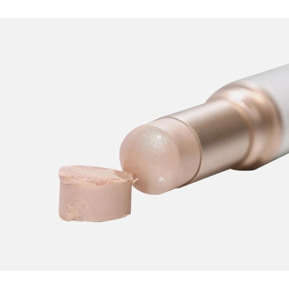 Brand New in Sealed Box Hince Glass Skin Makeup Gift Set with Cosmetic Pouch - Picture 6 of 13